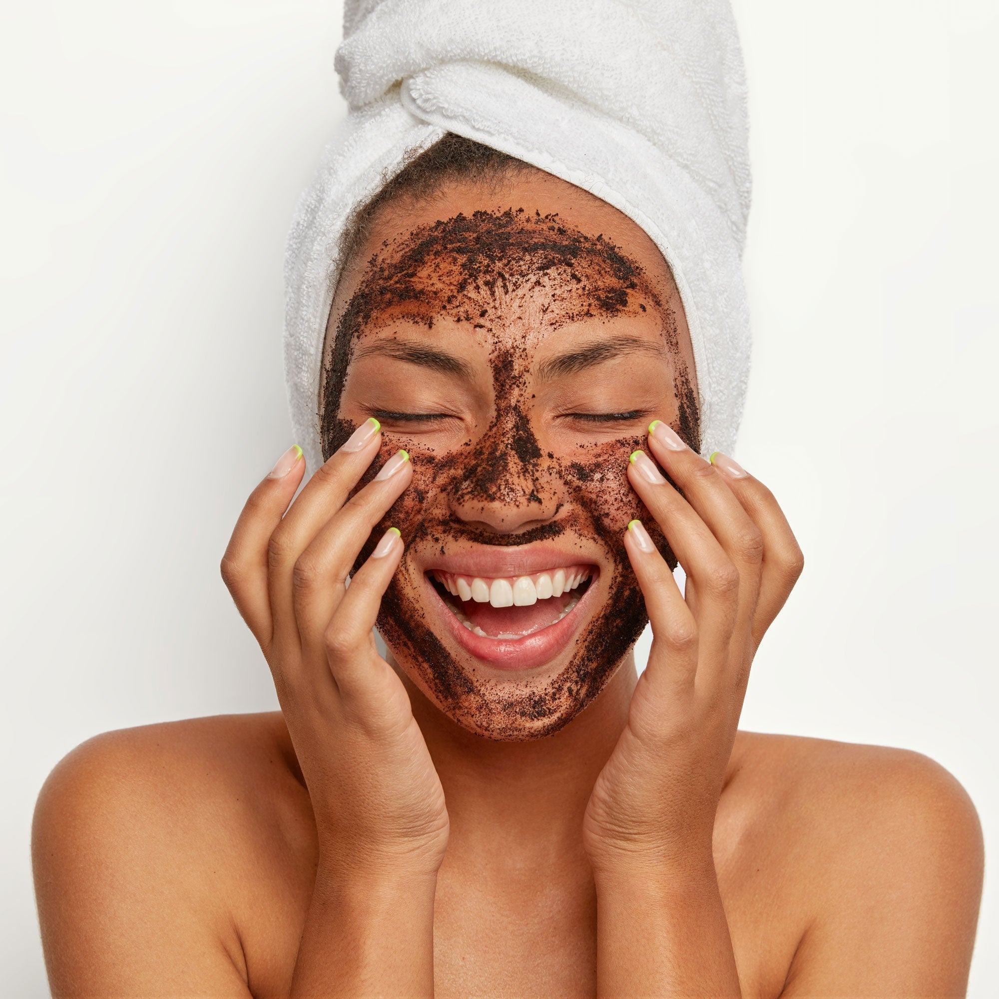 Salicylic Acid Exfoliator with Coffee, Walnut & Vitamin E 60ml - skinChemists